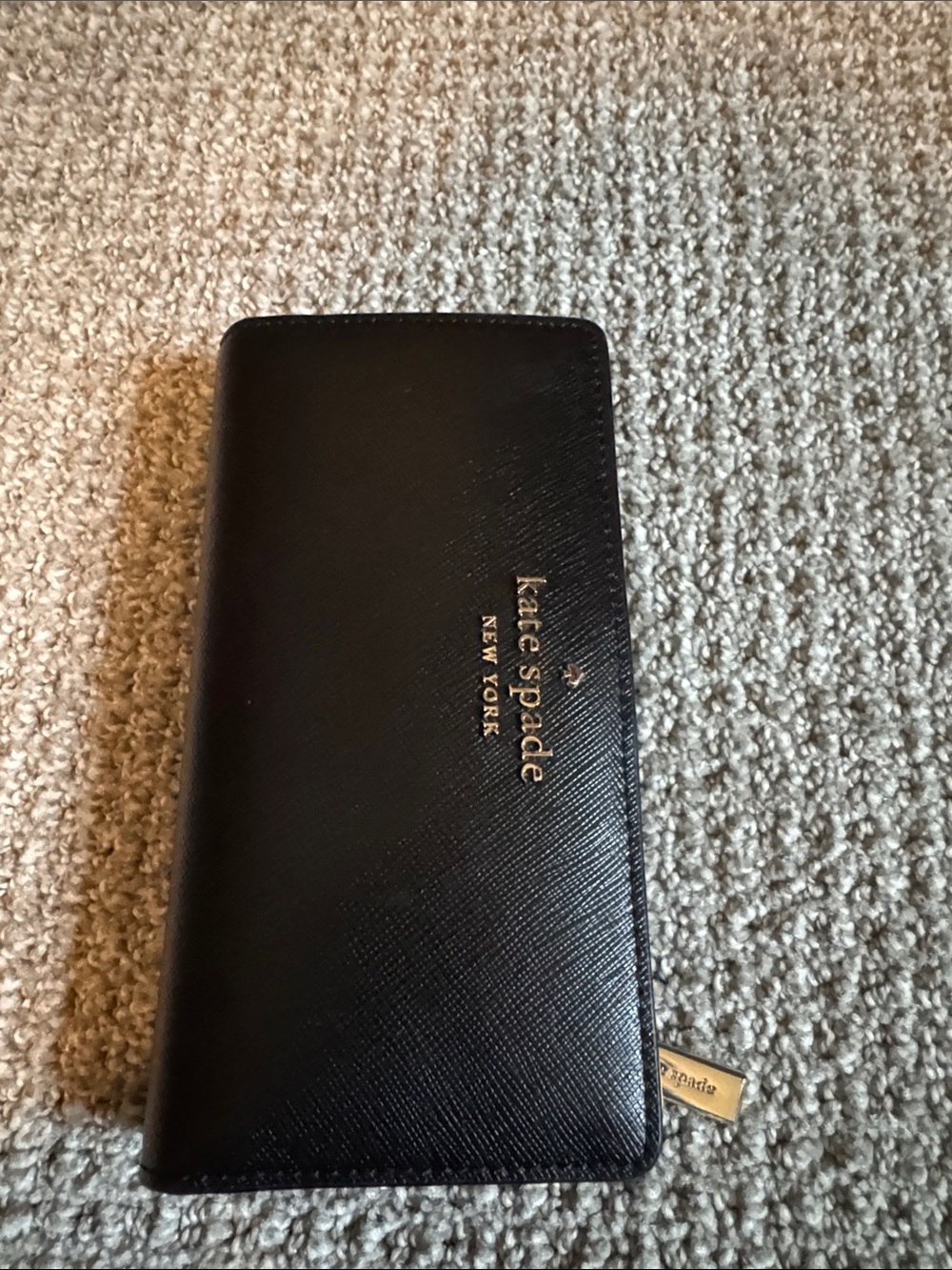 kate spade Black Saffiano Zip Wallet with Gold Logo - Picture 2 of 9